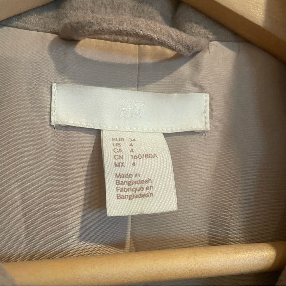 H&M Jacket - Picture 2 of 3